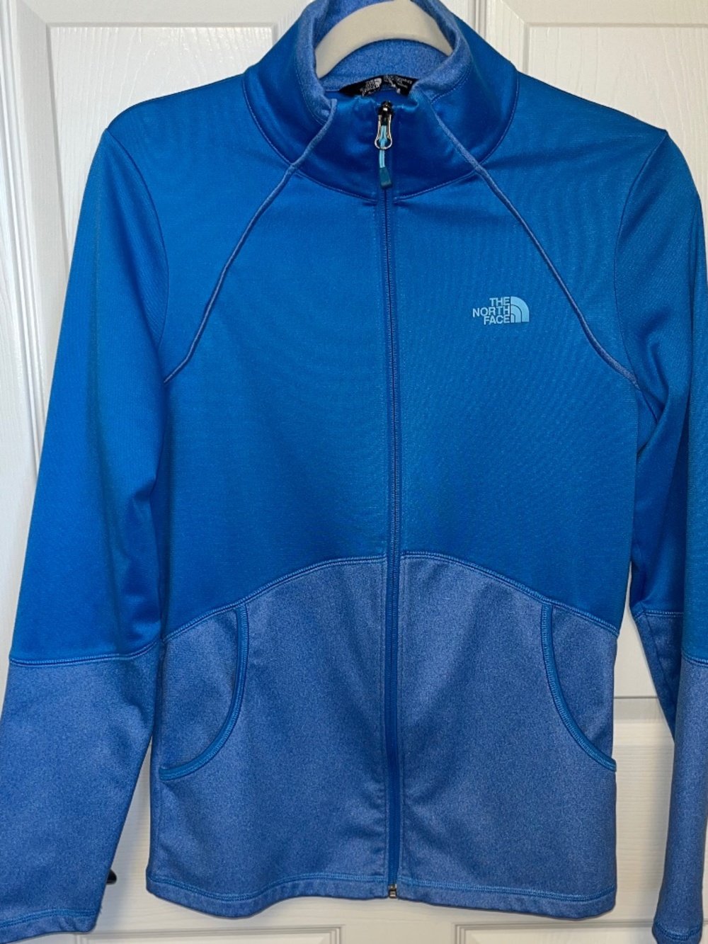 The North Face Cinder 100 Women’s M Blue Colorblock Full Zip Jacket